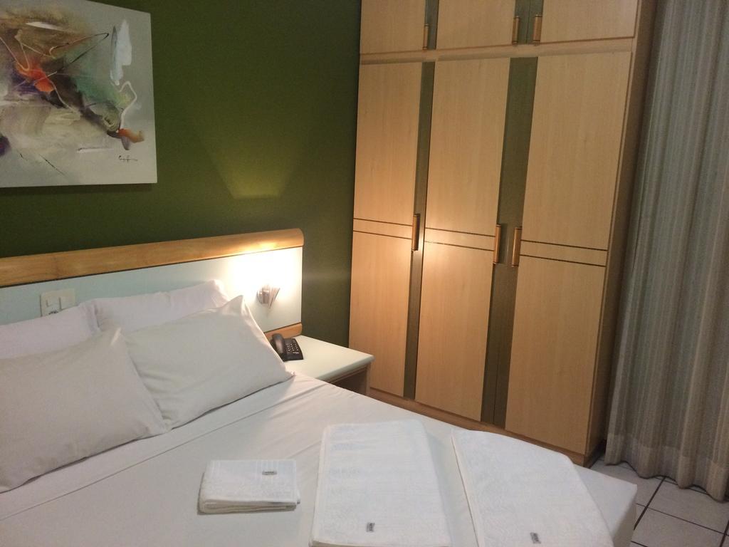 Apart Quartier Latin Hotel Vitoria Luaran gambar