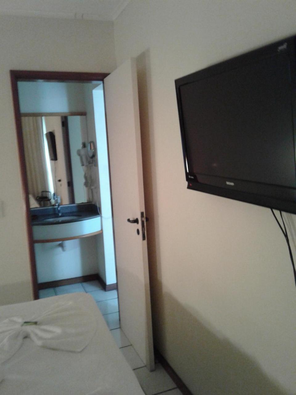 Apart Quartier Latin Hotel Vitoria Luaran gambar
